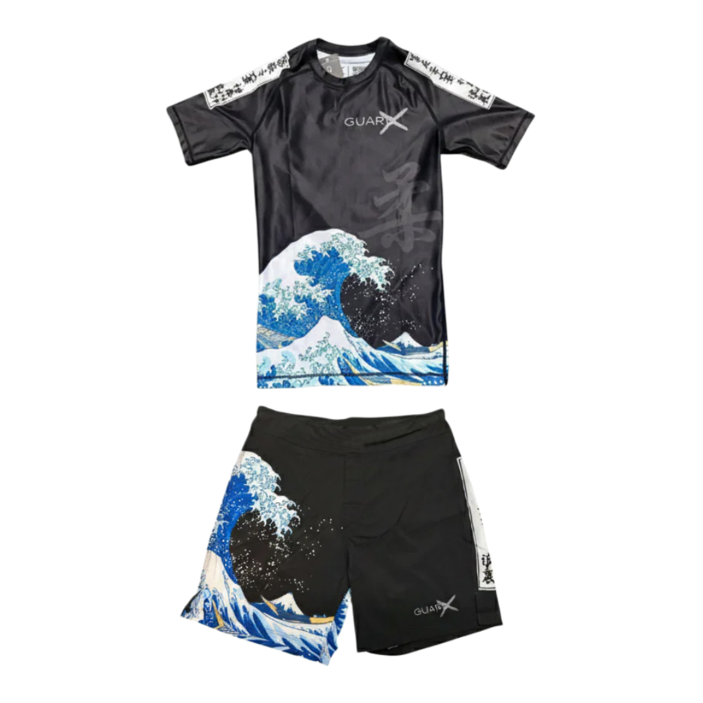 ชุดเสื้อยืดและกางเกงขาสั้นสำหร - Rash Guard บทวิจารณ์และราคา